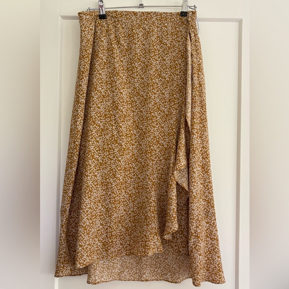 Wishlist by Bohme Floral Faux Wrap Midi Skirt Size Large NWOT - Picture 1 of 7
